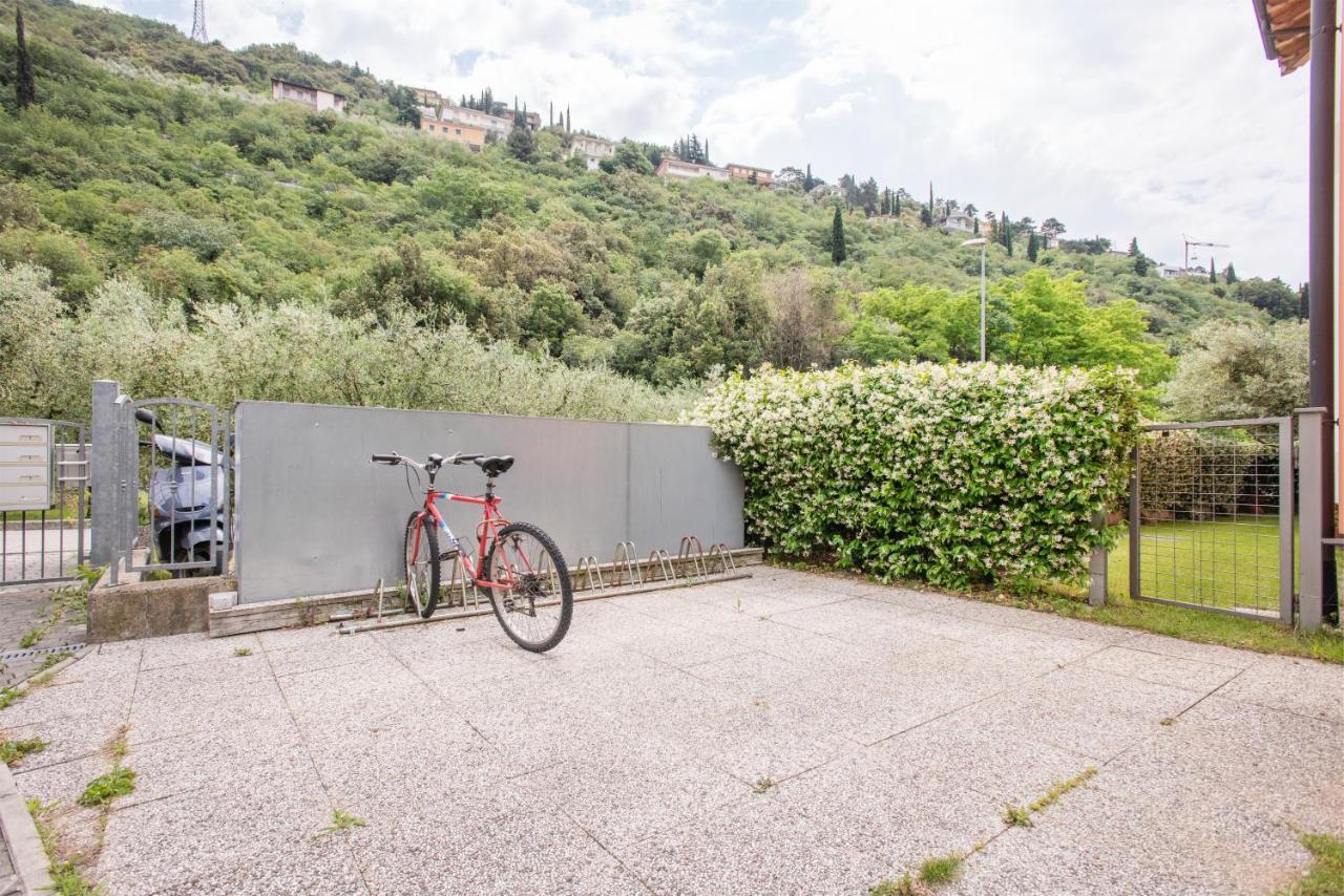 Casa Joanna Apartment Torbole Sul Garda Luaran gambar